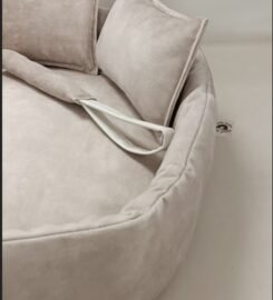 Rankų darbo šunų guoliai