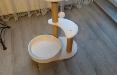 Nauja kačių draskyklė-laipynė