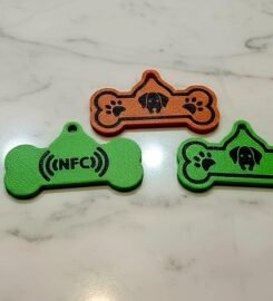 NFC 3d spausdinti pakabukai.
